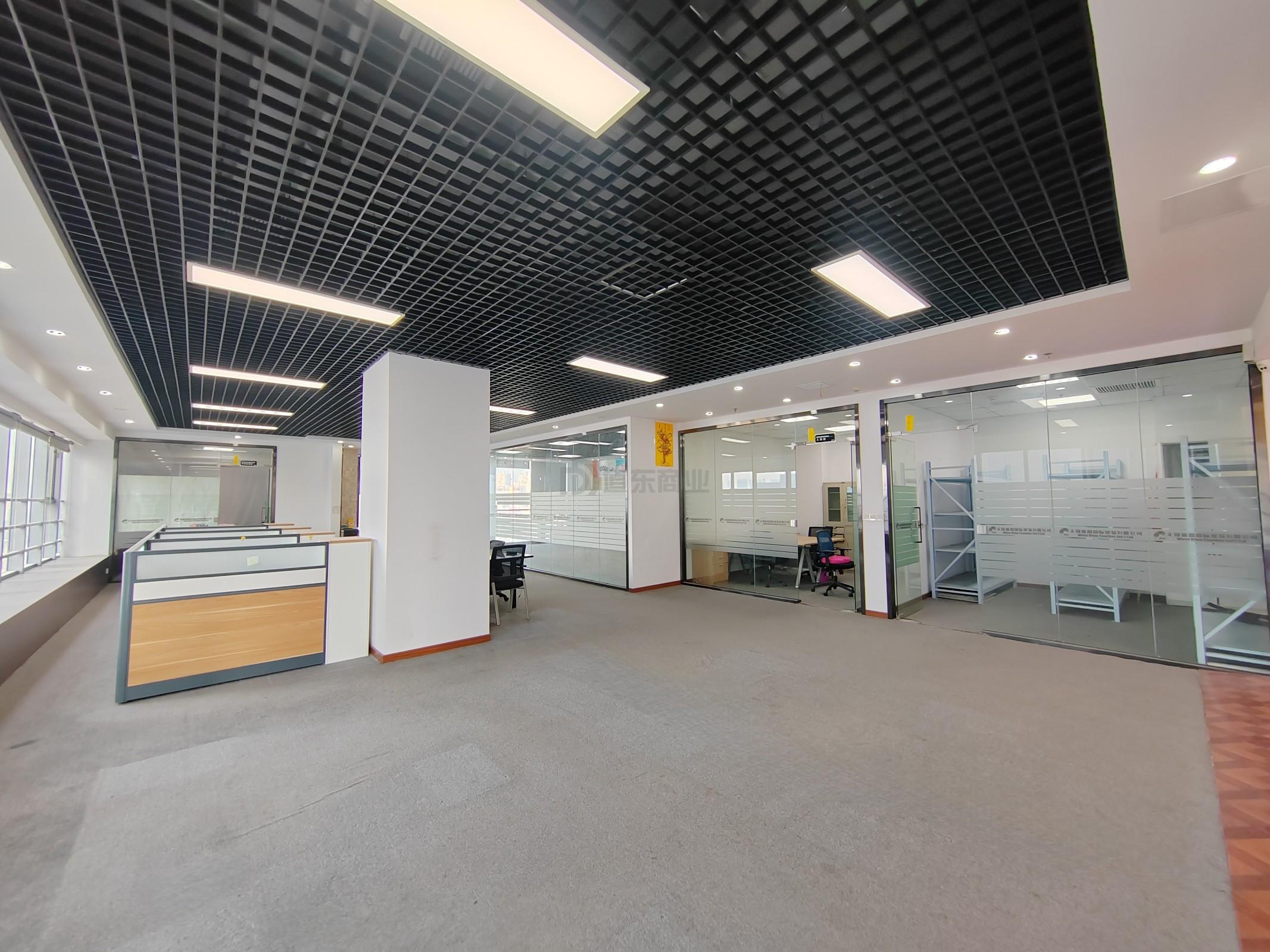 晶石国际中心面积266平