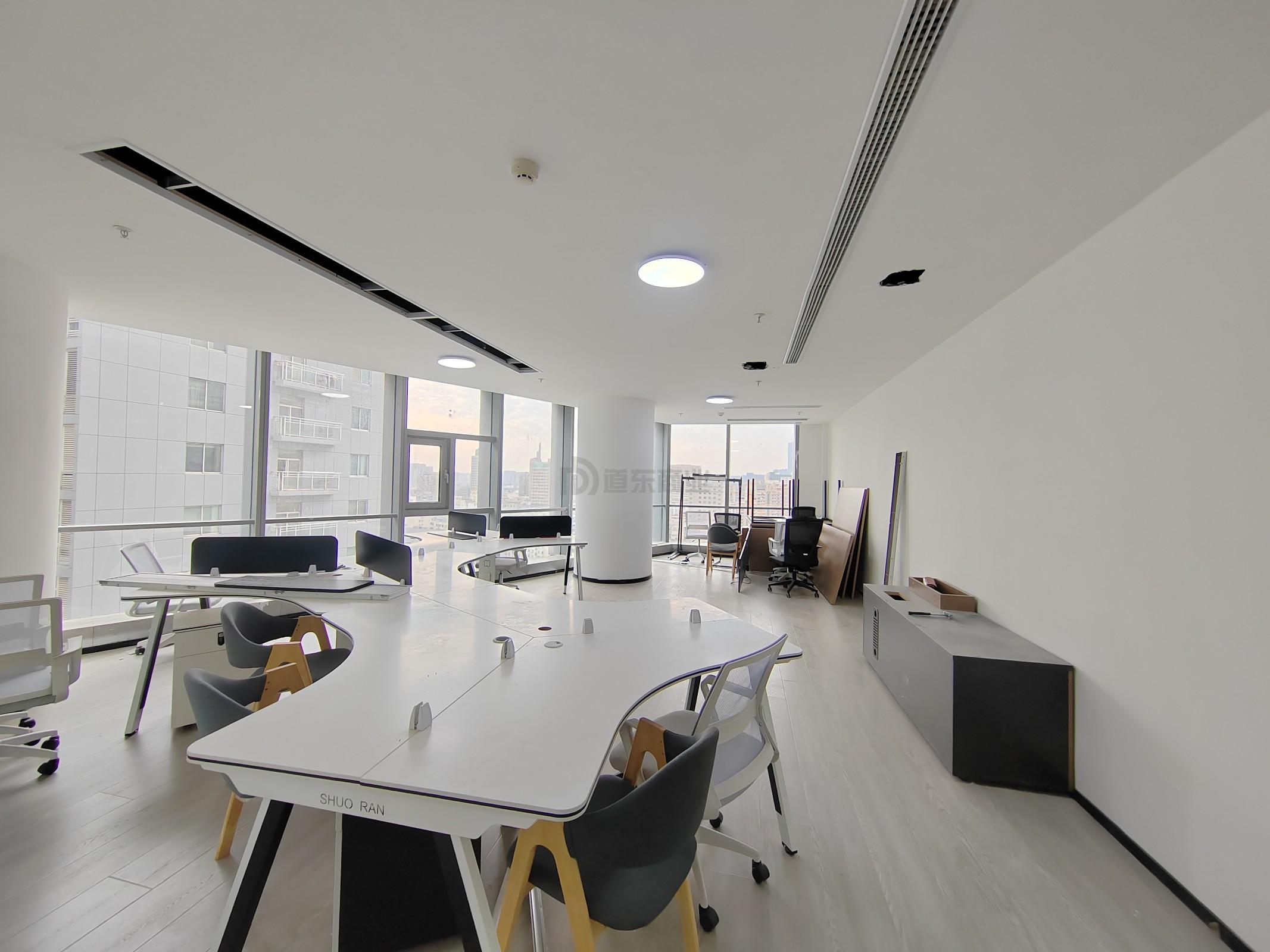 东岭锡上面积137平