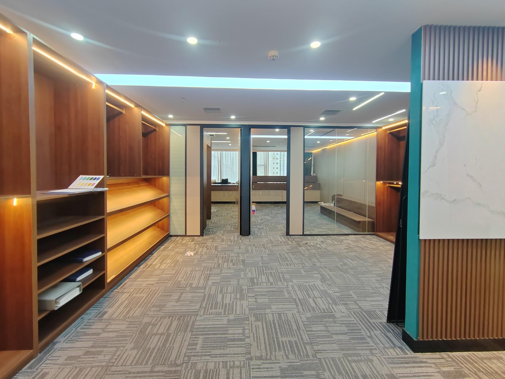 财富大厦面积120平