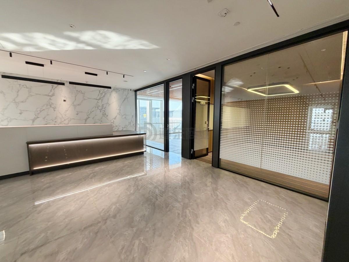 上海中心城开国际面积874平