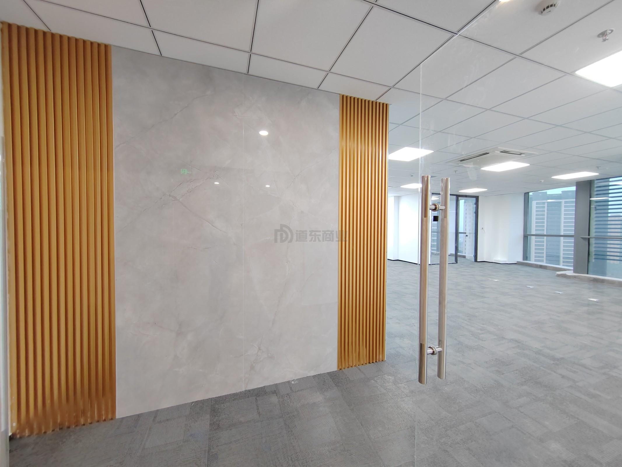 创恒大厦面积180平