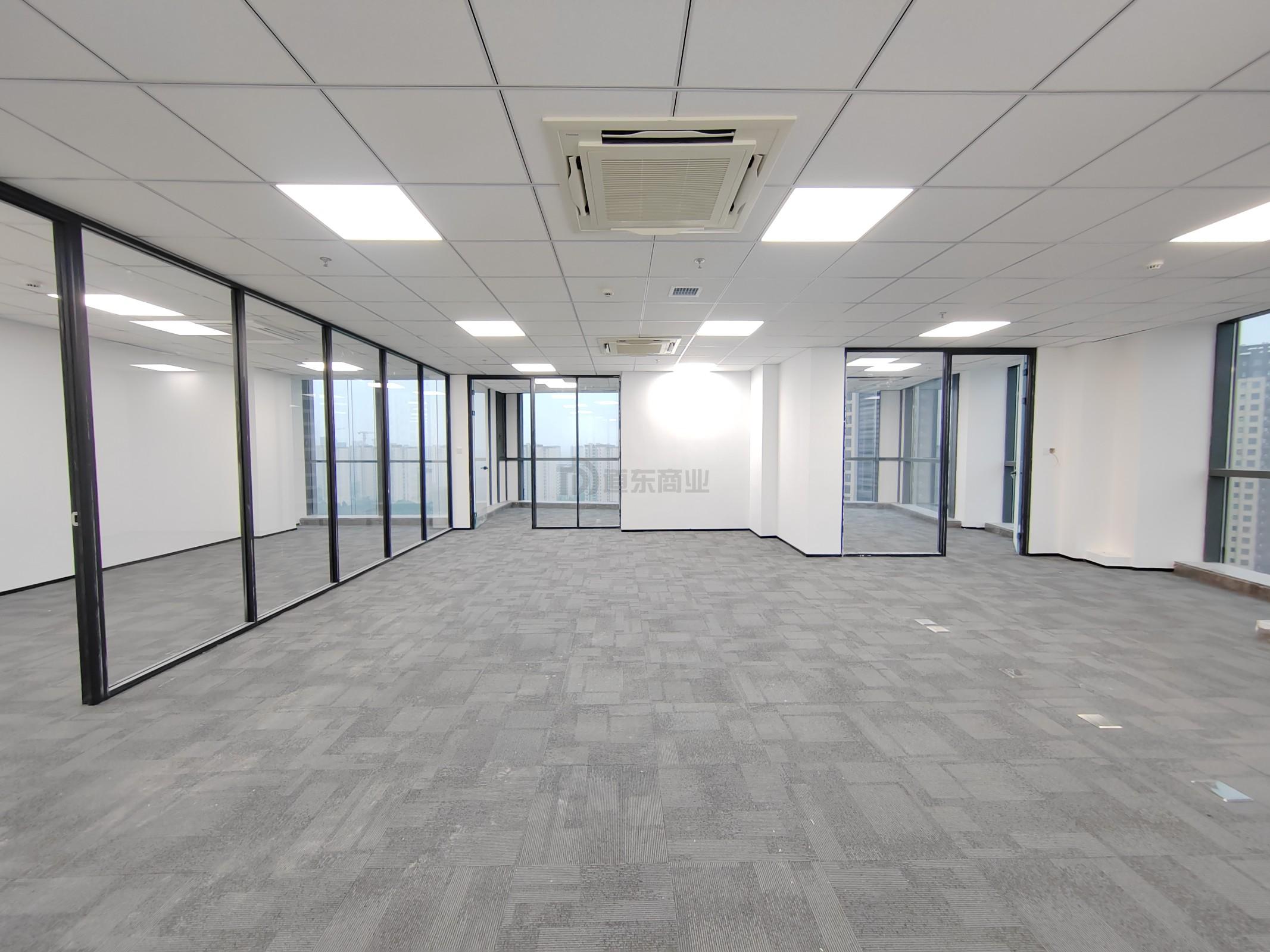 创恒大厦面积180平