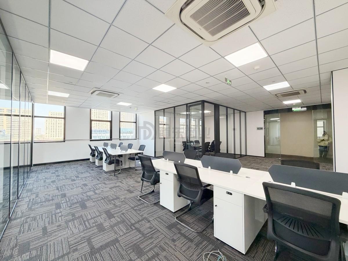 平安财富中心面积171平