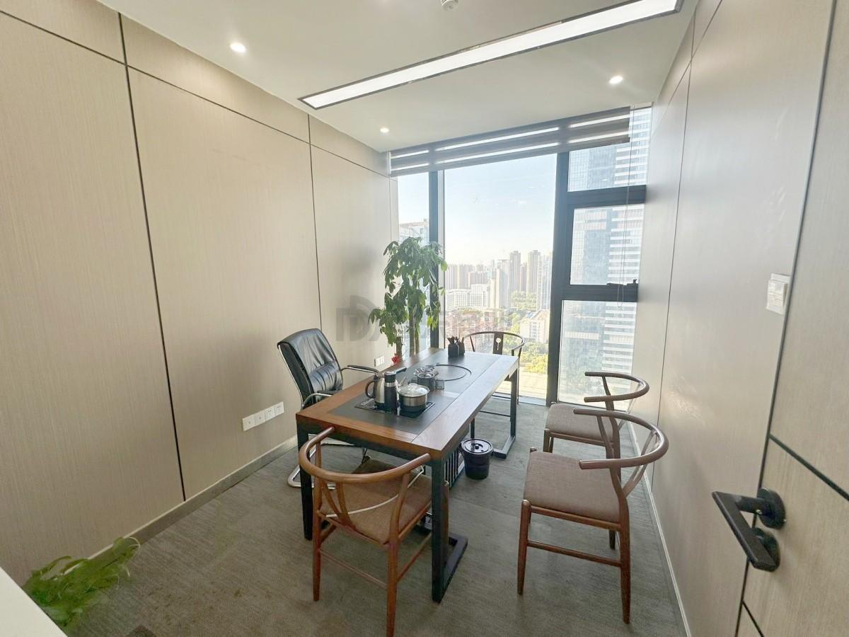 茂业世金中心面积270平