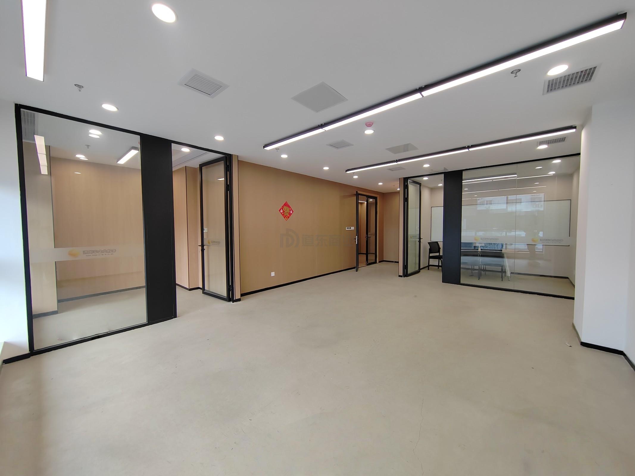 网易（无锡）联合创新中心面积100平