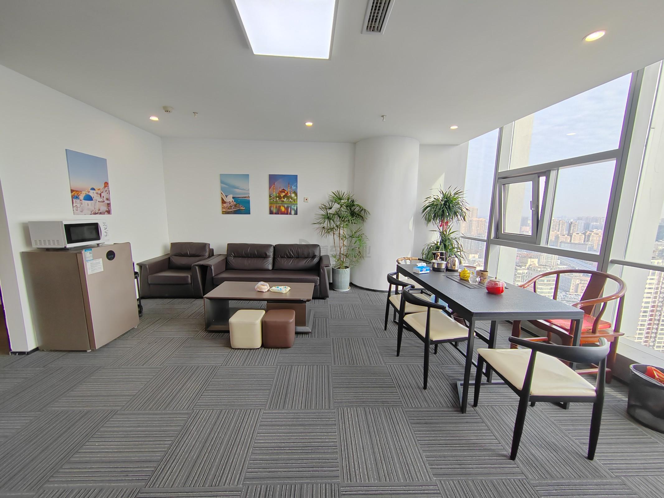 东岭锡上面积147平