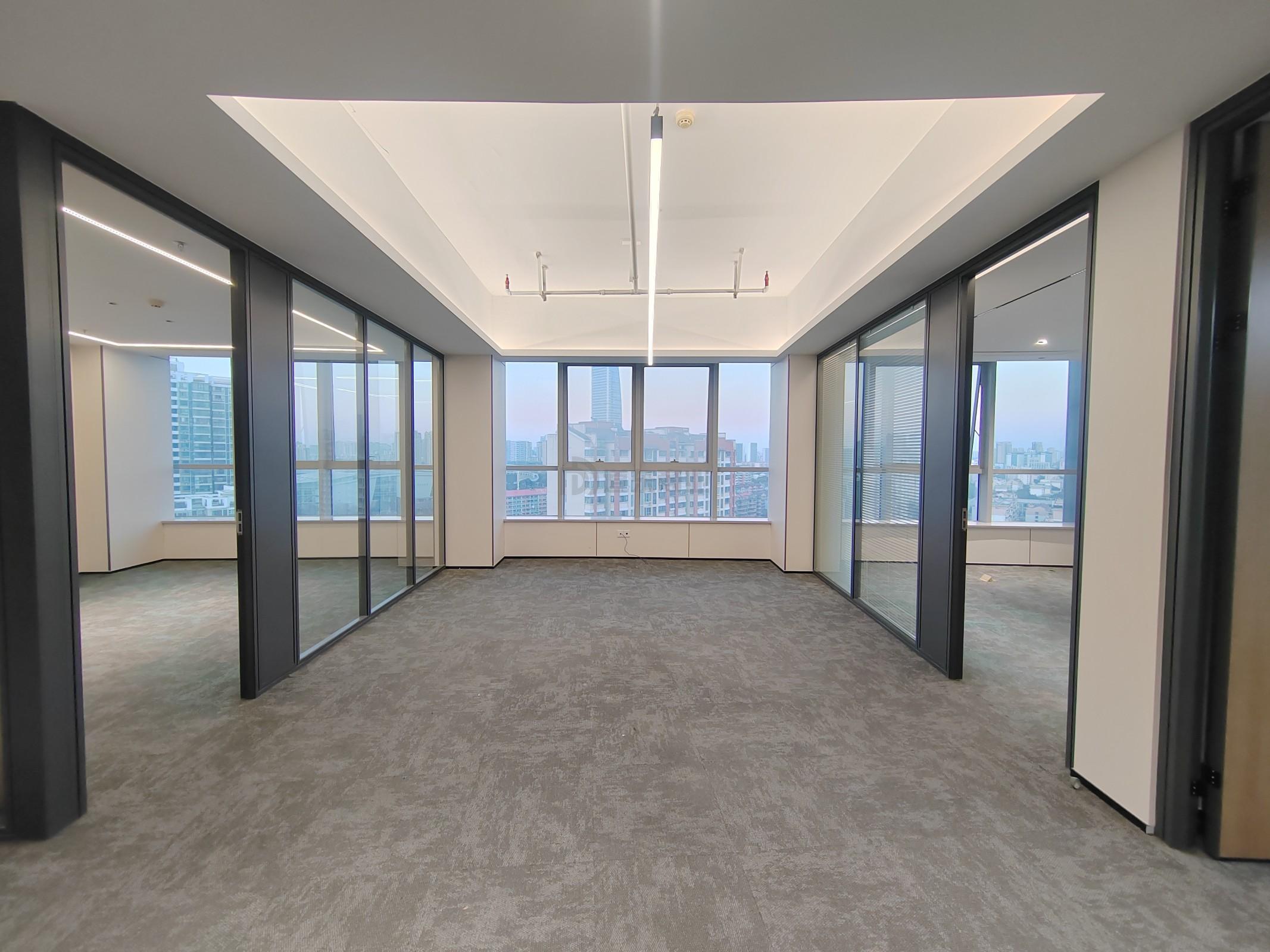 潜心数科大厦面积154平