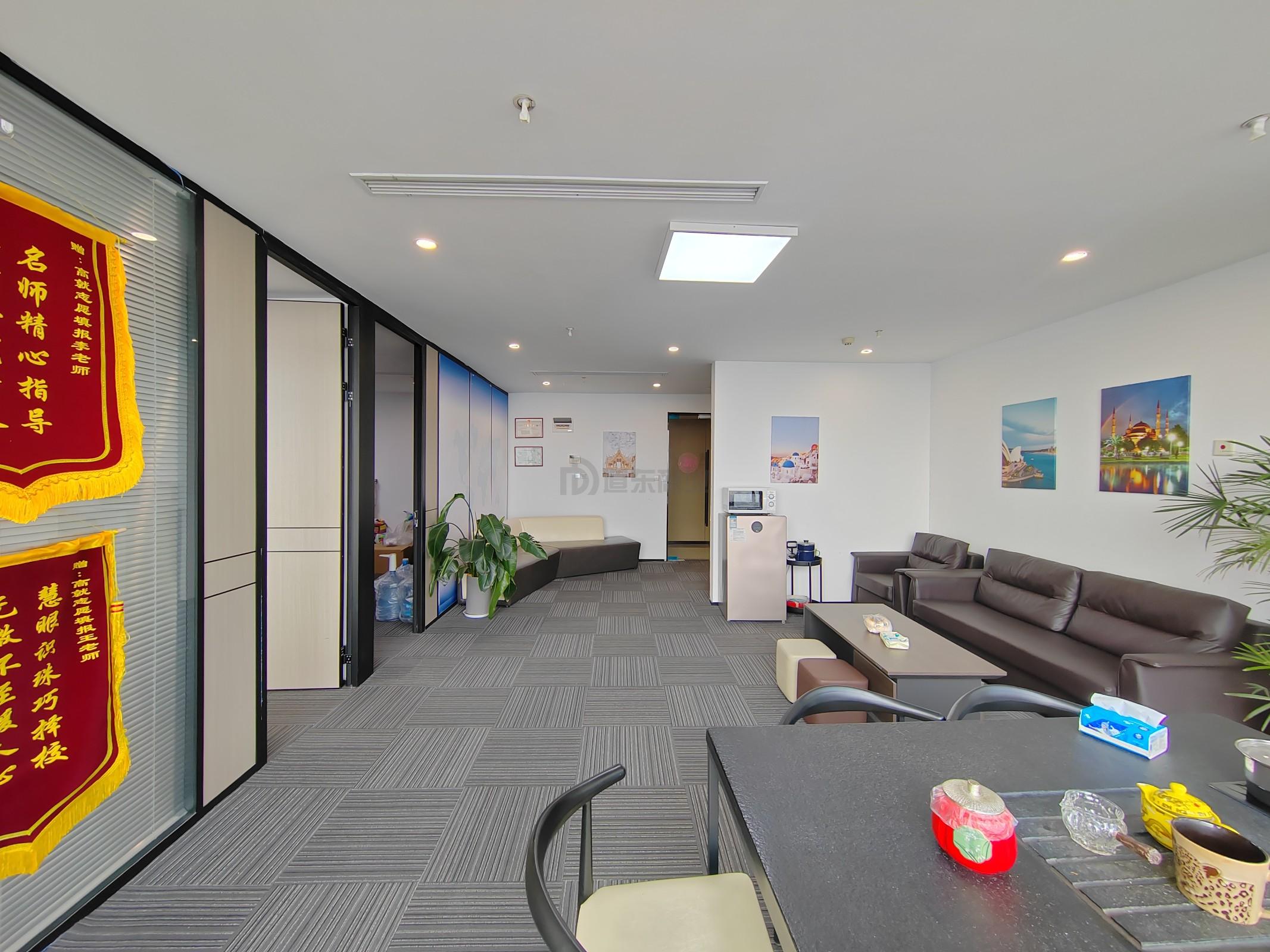 东岭锡上面积147平