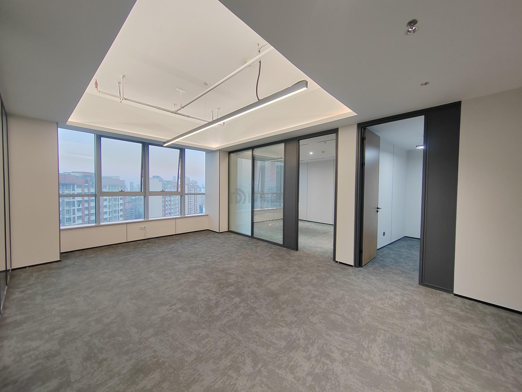 潜心数科大厦面积154平