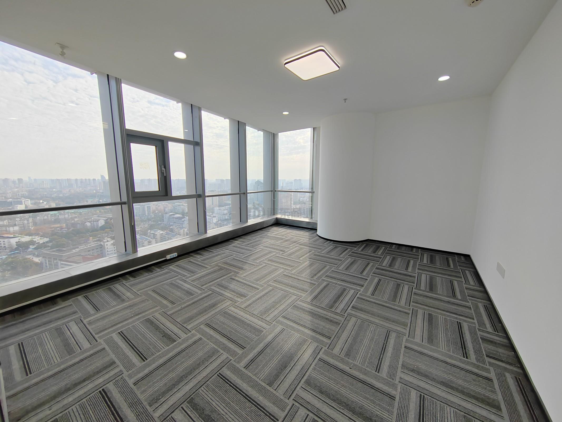 东岭锡上面积148平