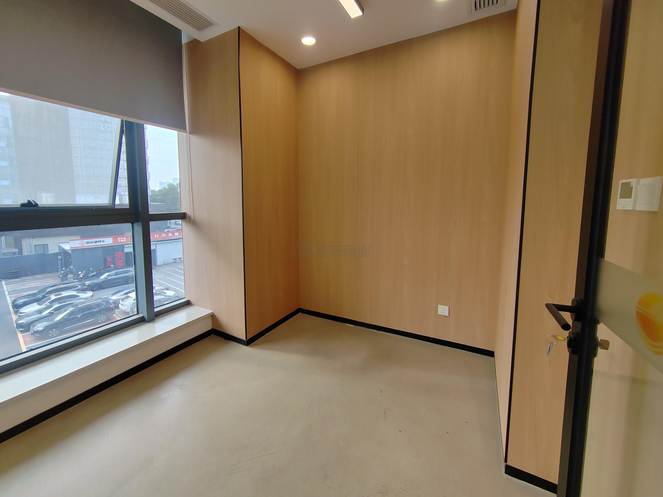 网易（无锡）联合创新中心面积100平