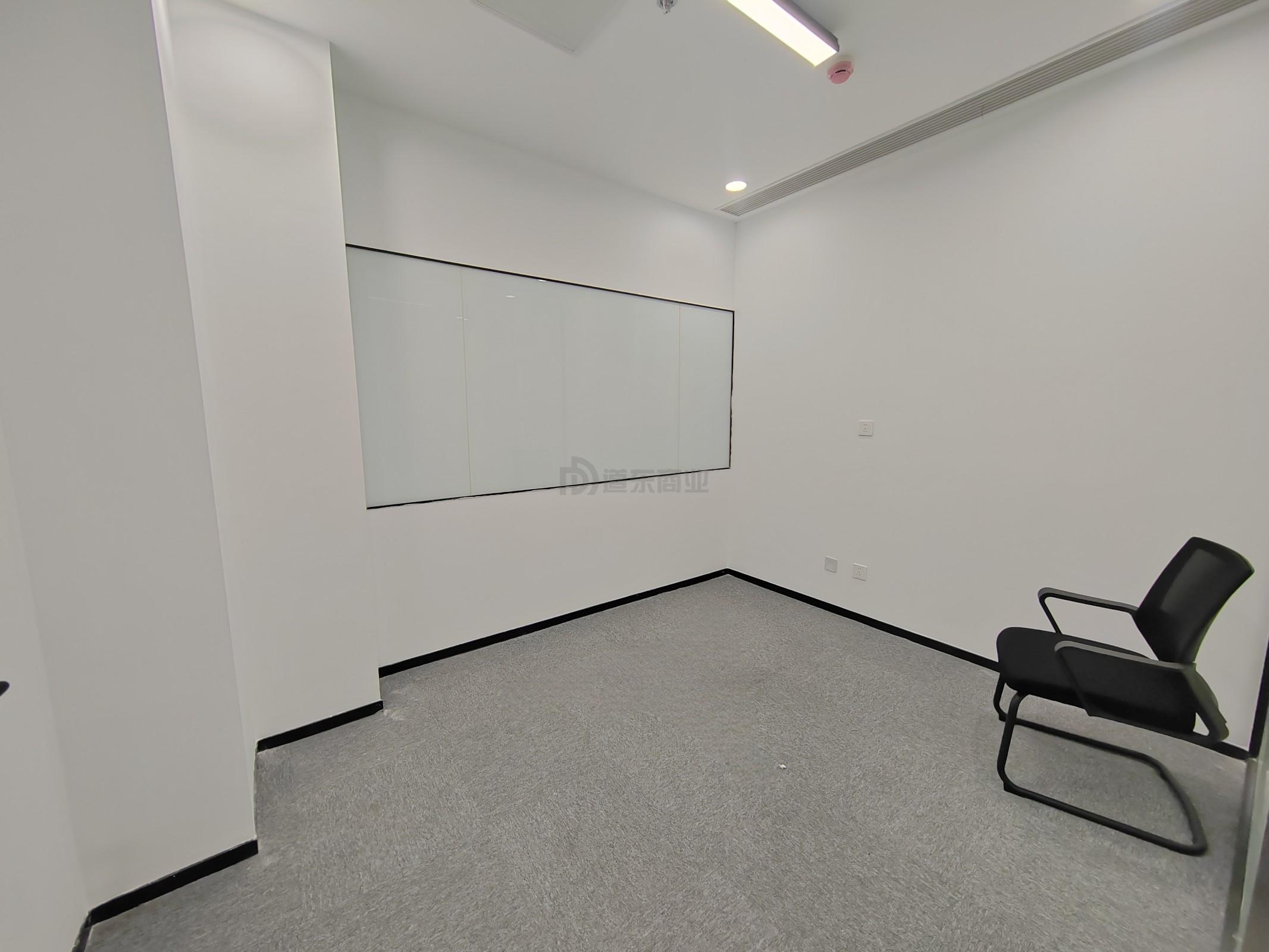 网易（无锡）联合创新中心面积100平