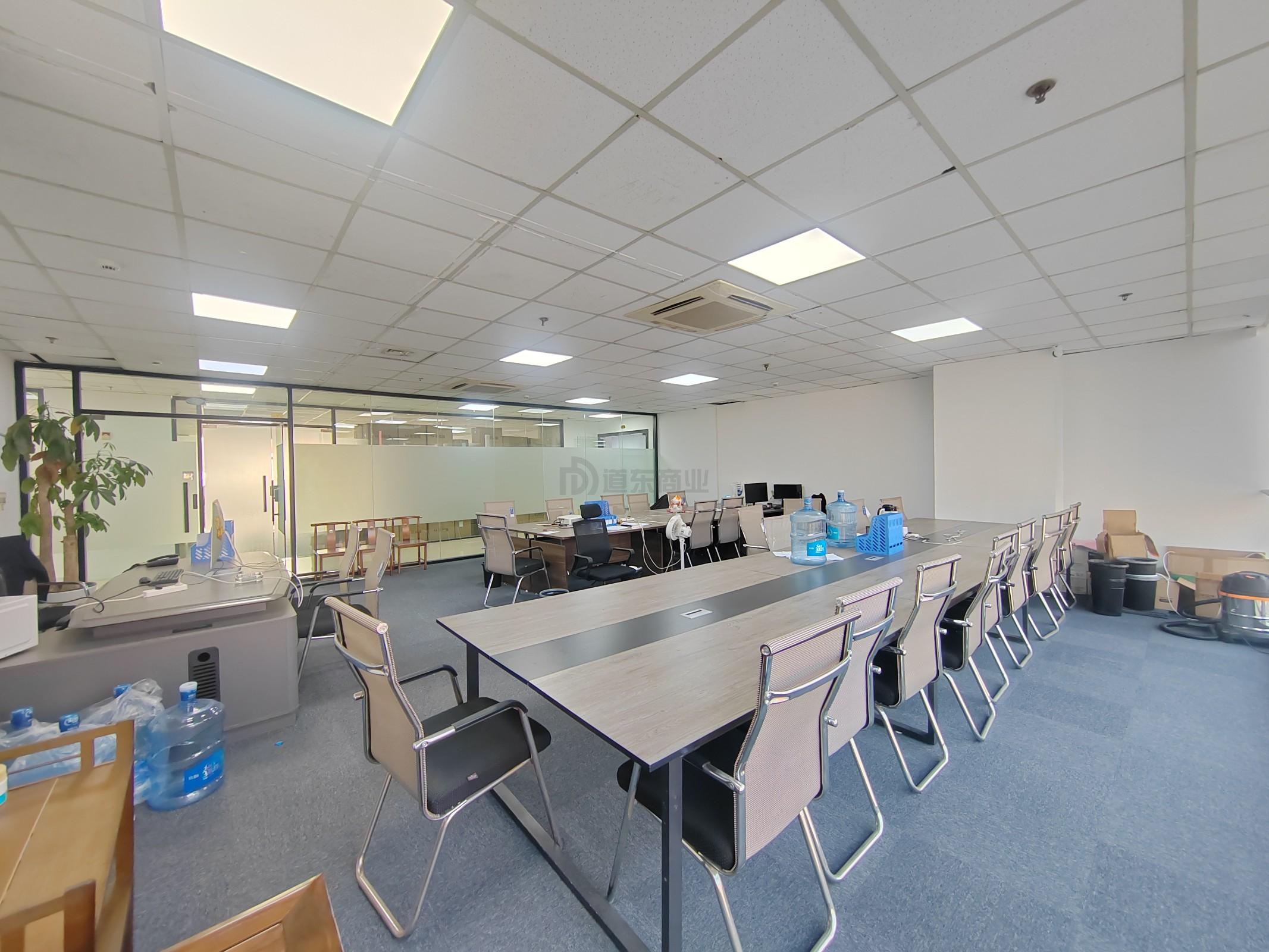 华仁凤凰城面积103平