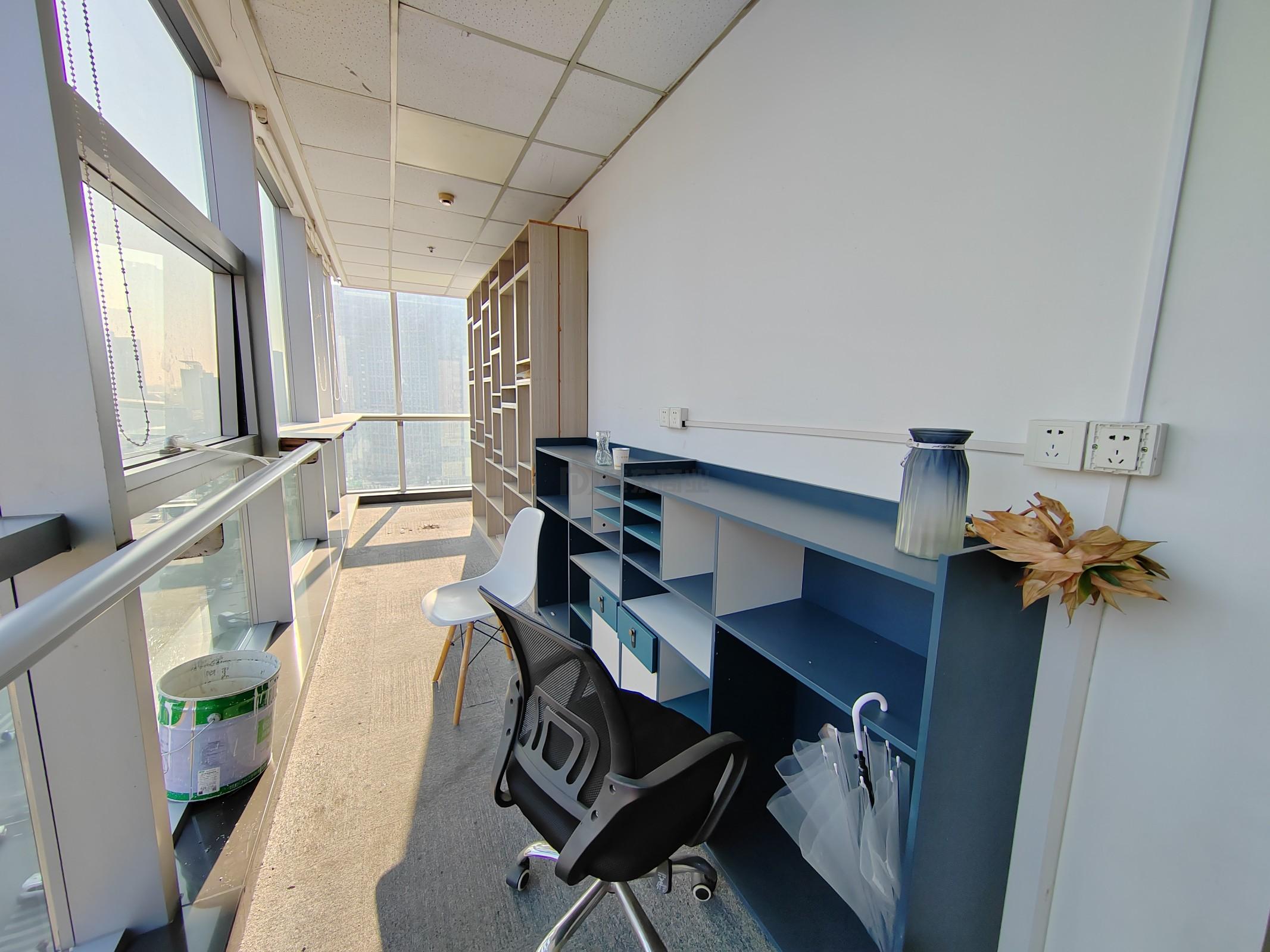 华仁凤凰城面积315平