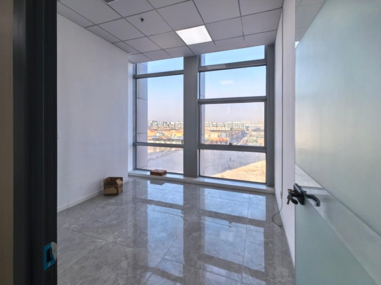 华发传感大厦面积140平