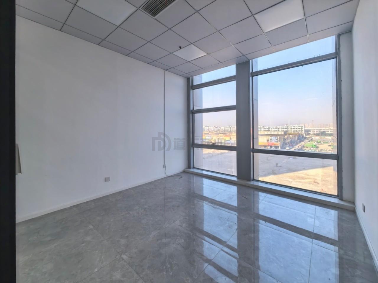 华发传感大厦面积140平