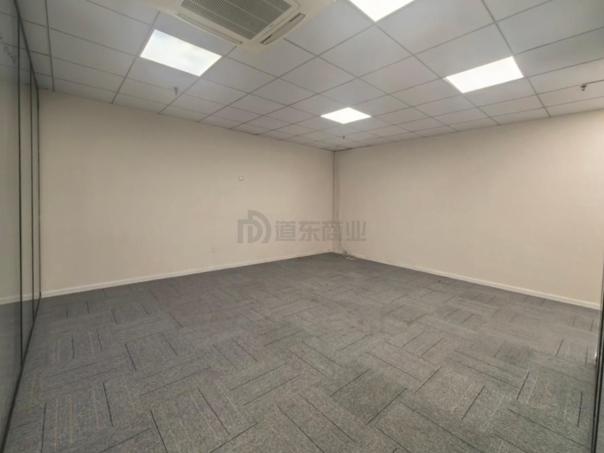 华发传感大厦面积142平