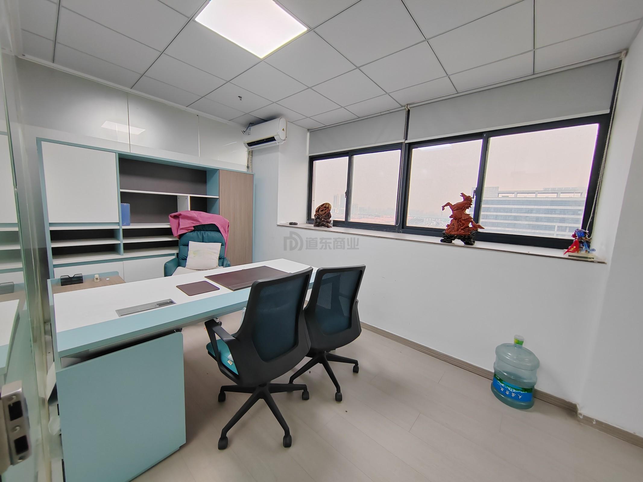 新联大厦面积160平