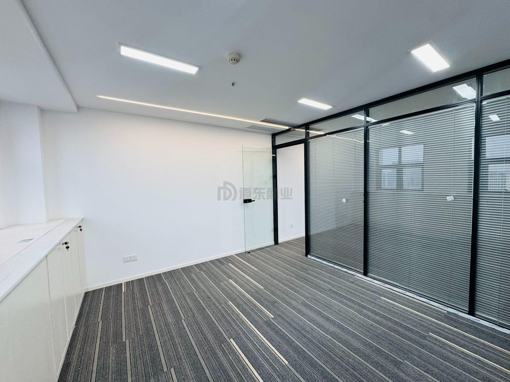 名品城面积68平