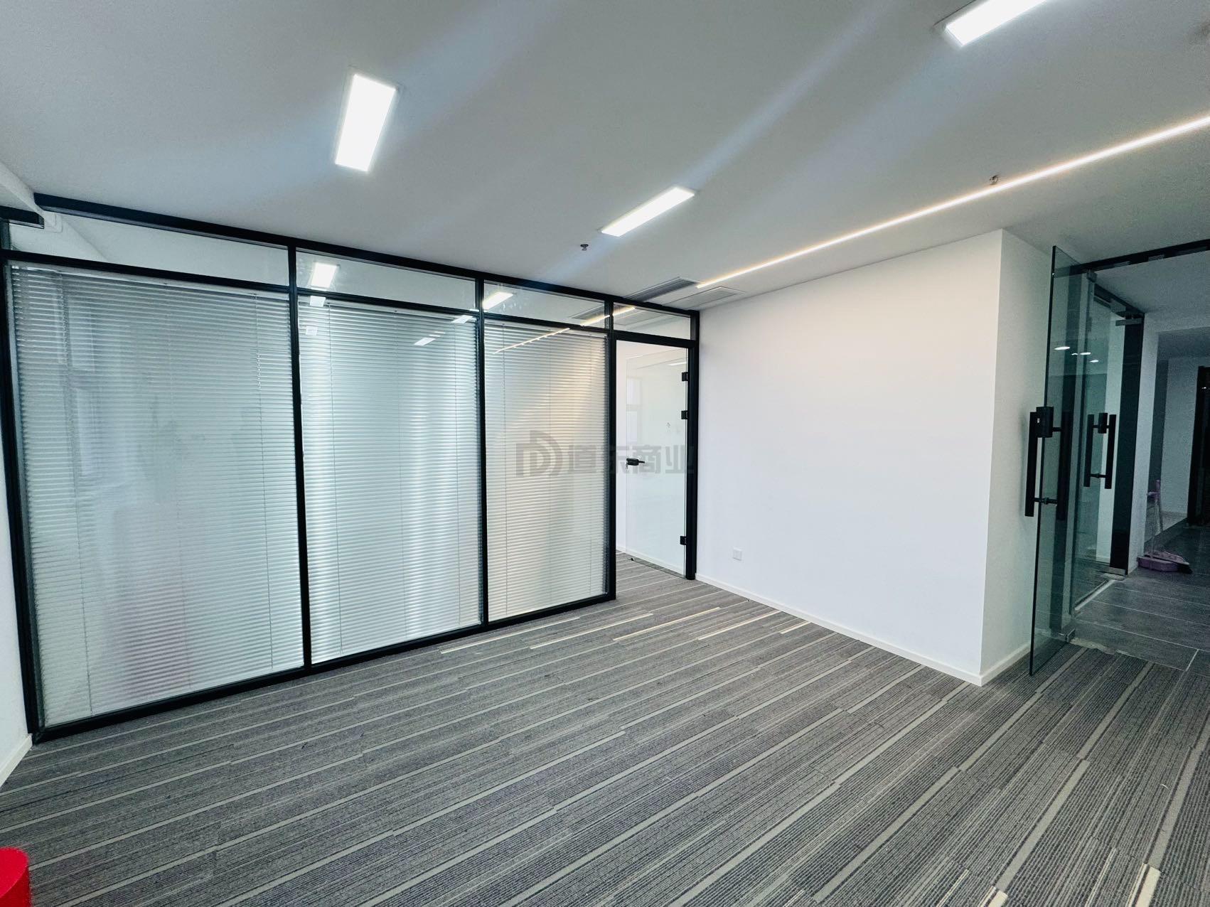 名品城面积68平