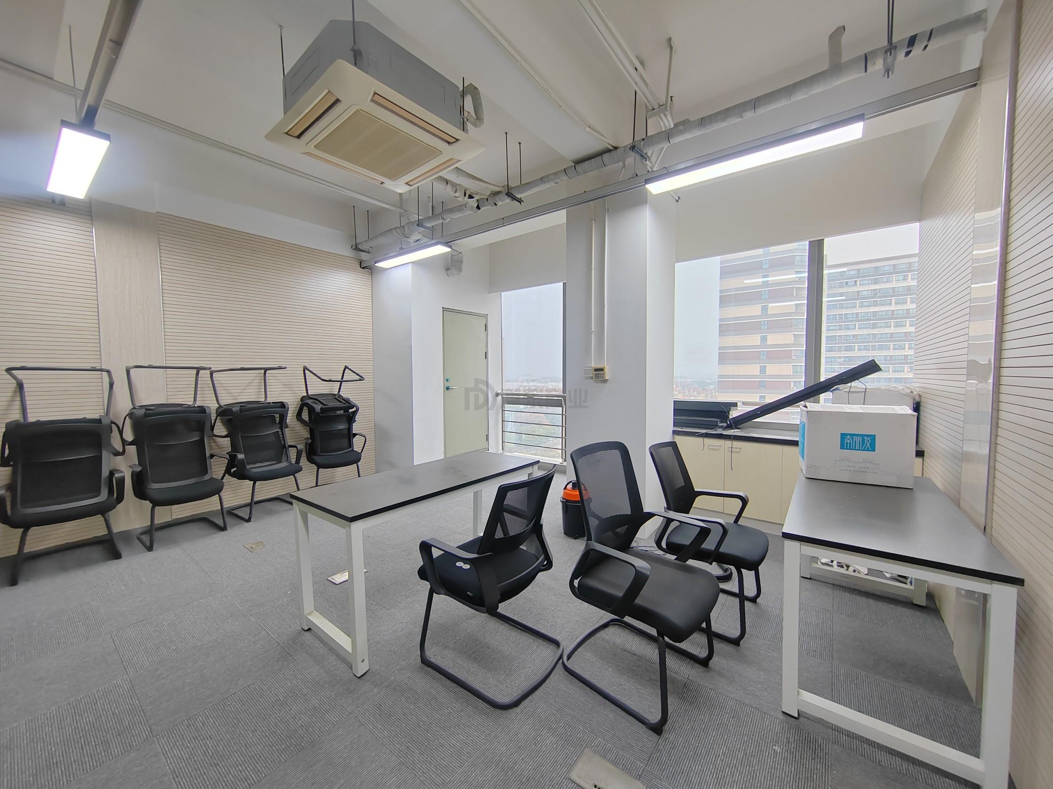 惠金中心(无锡信息港)