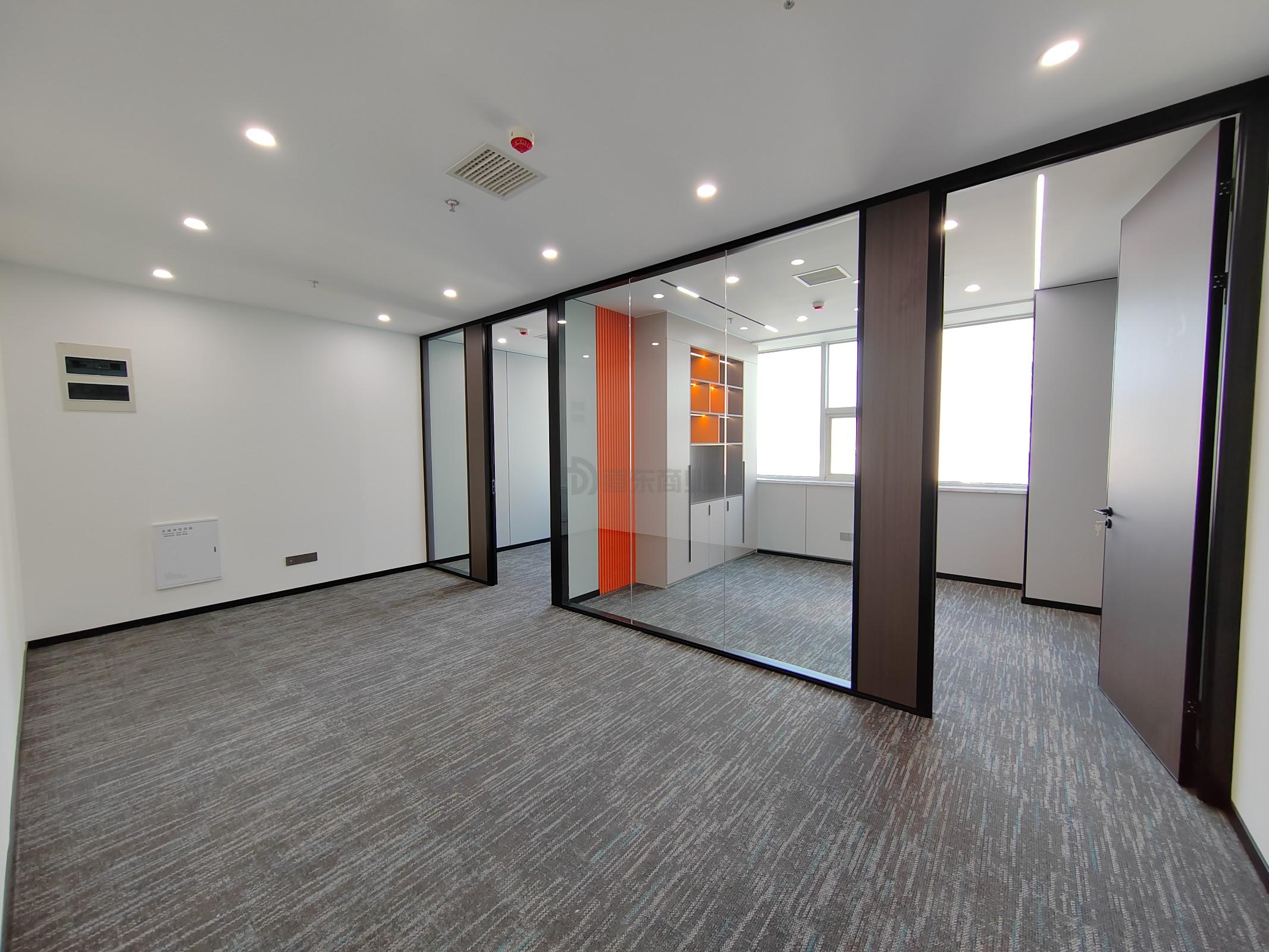 太湖明珠发展大厦面积78平