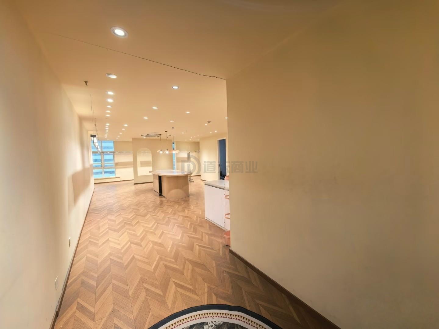 交银大厦面积160平