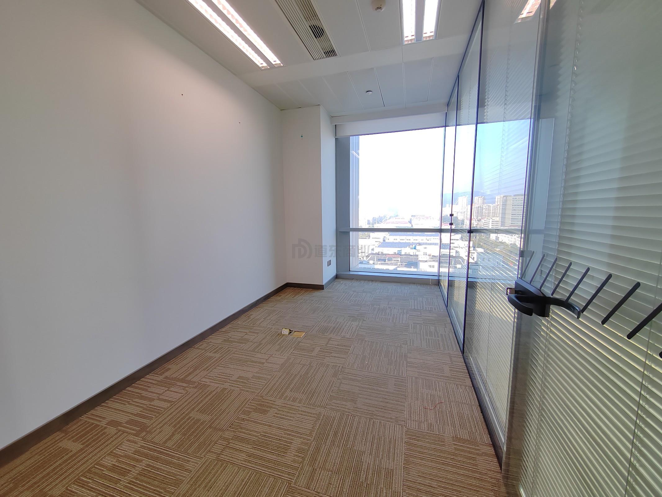 上海中心城开国际面积470平