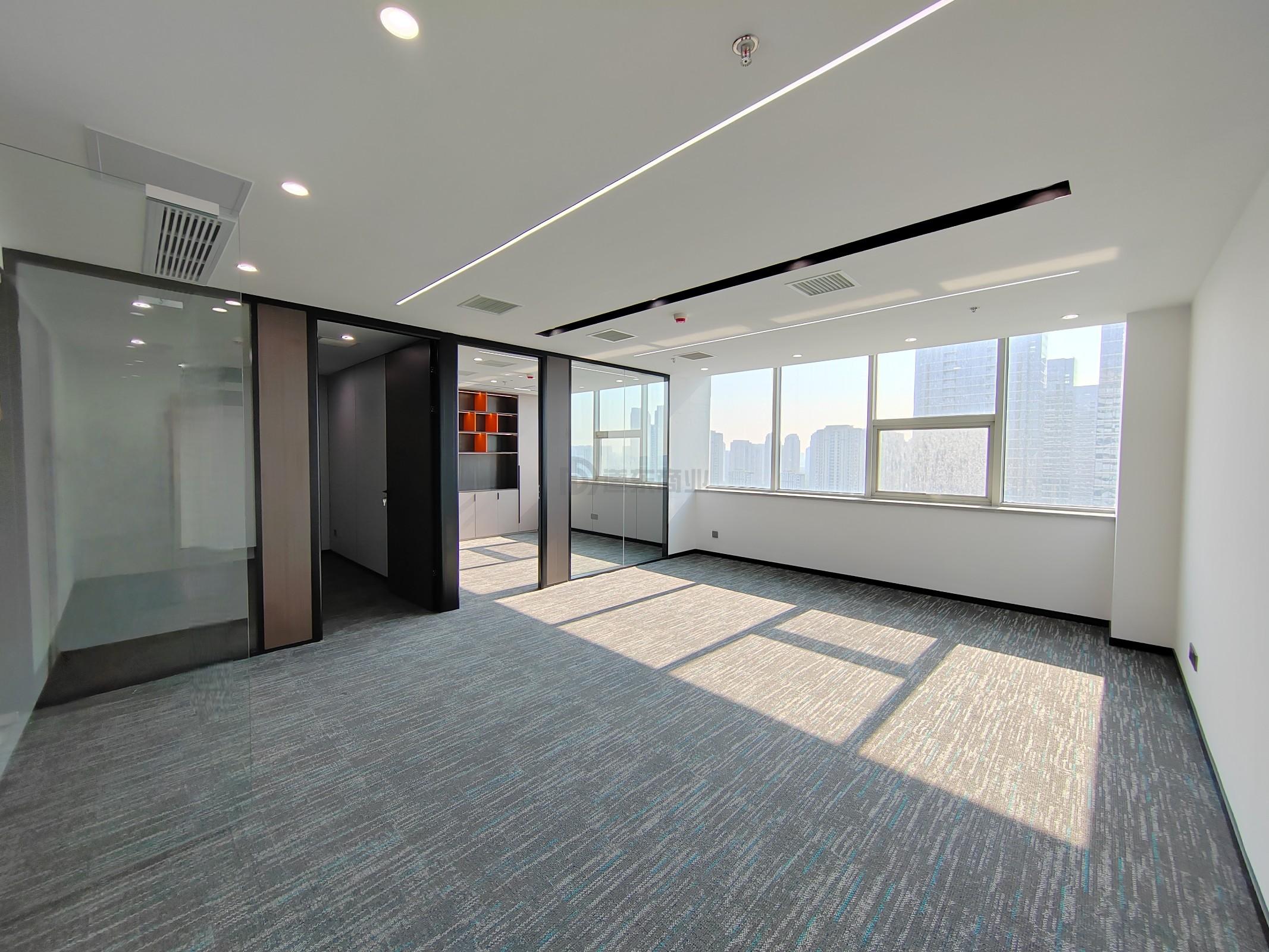 太湖明珠发展大厦面积108平