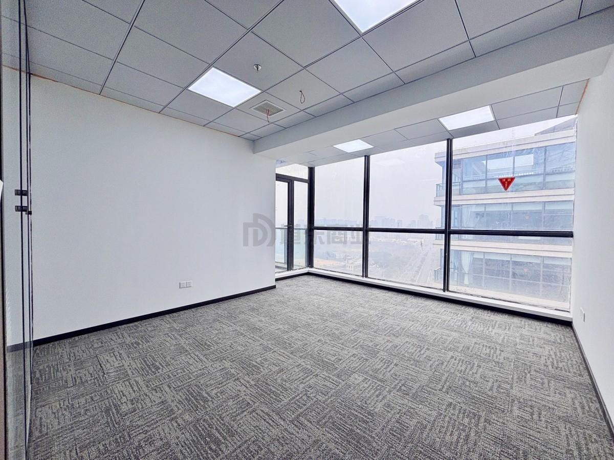 南山车联网小镇面积195平