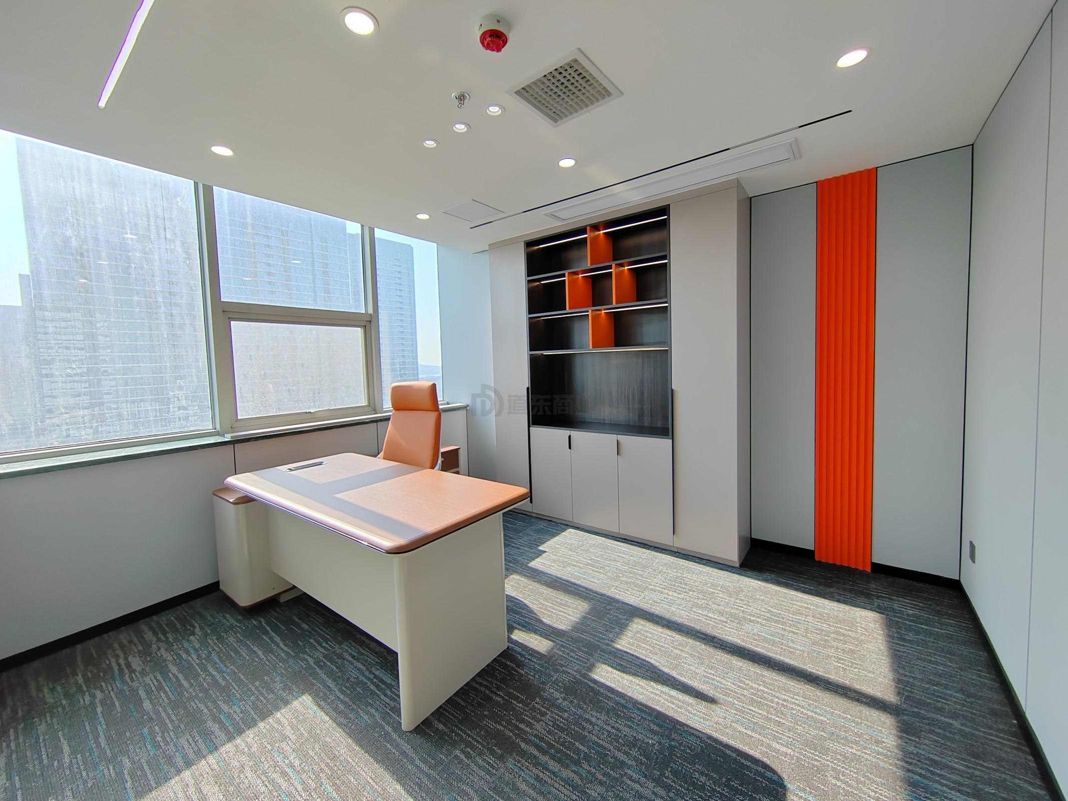 太湖明珠发展大厦面积108平