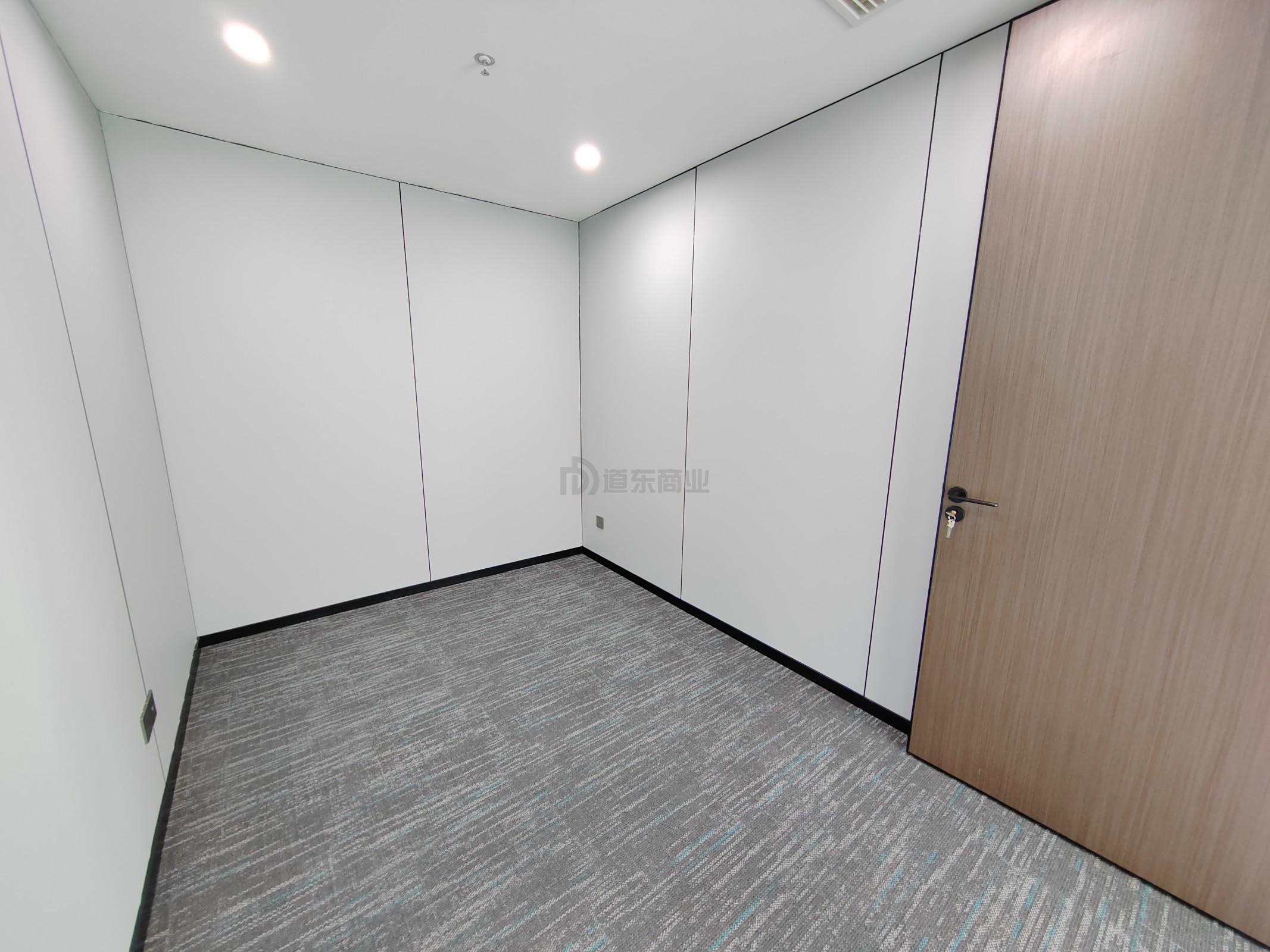 太湖明珠发展大厦面积108平