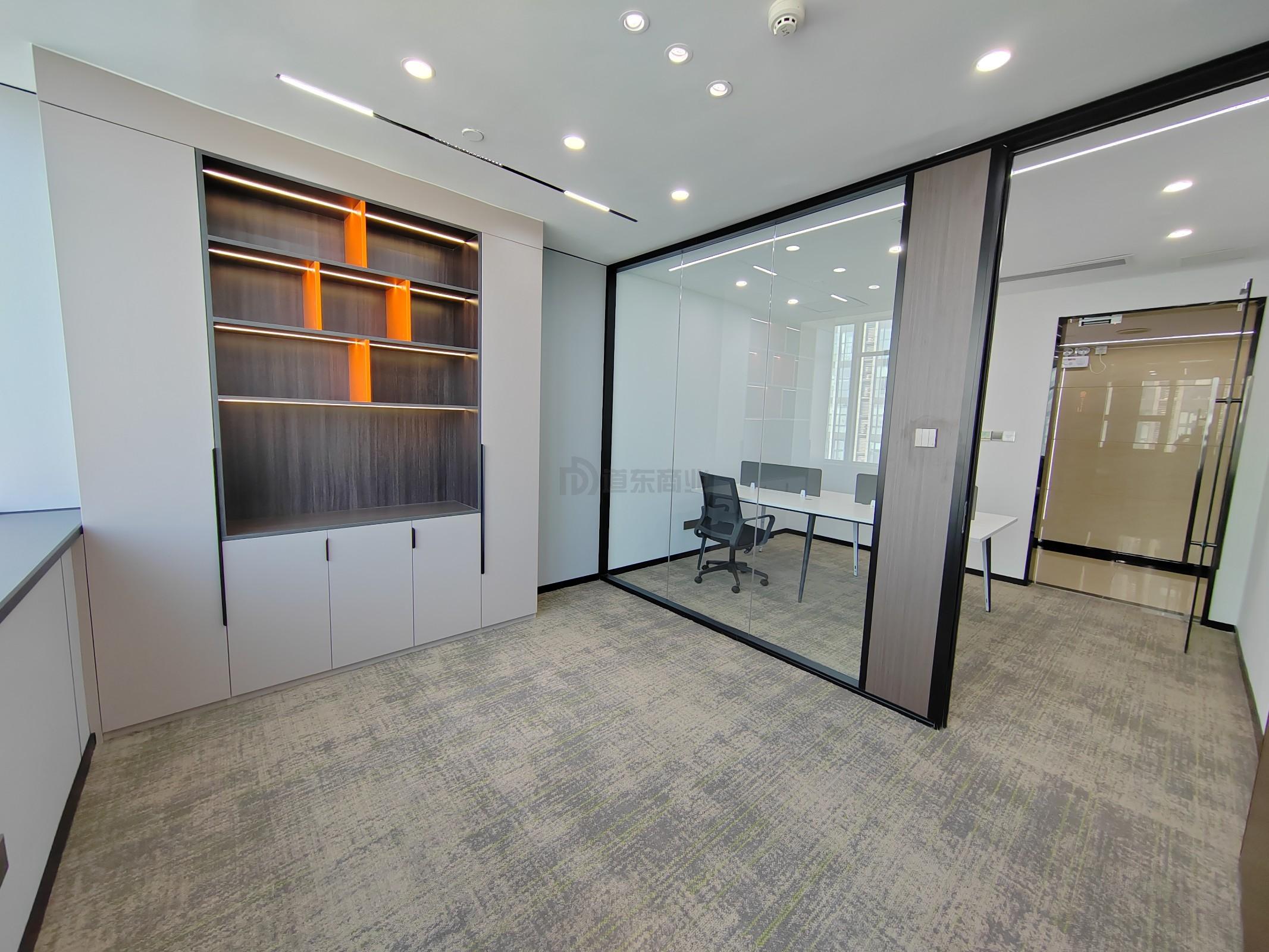 太湖明珠发展大厦面积45平