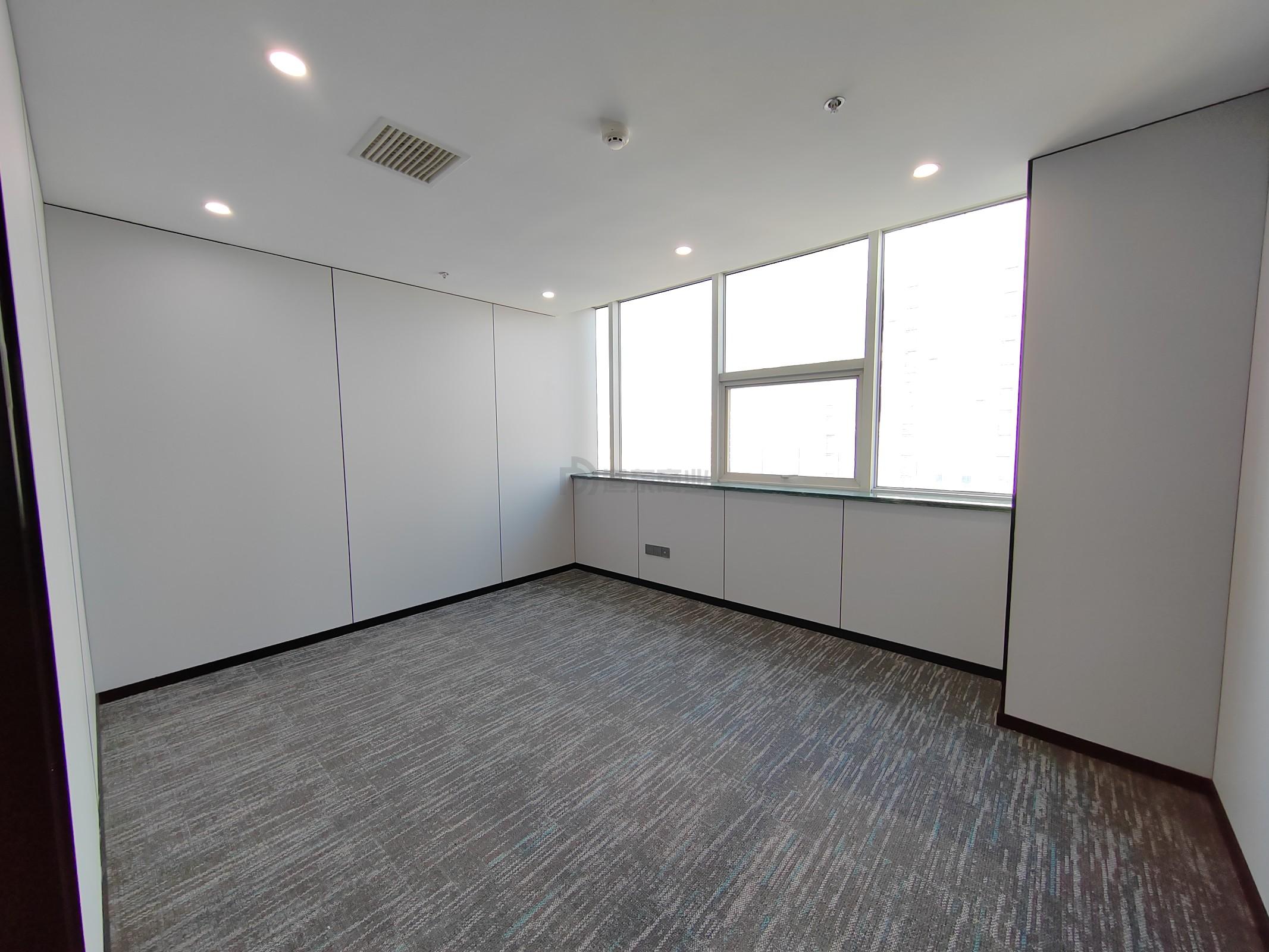 太湖明珠发展大厦面积198平