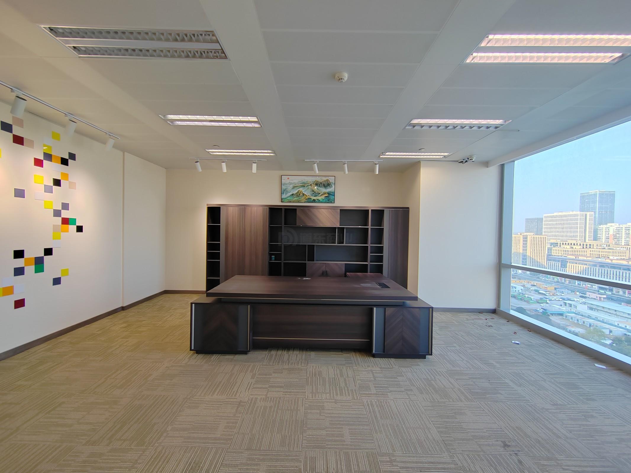 上海中心城开国际面积470平