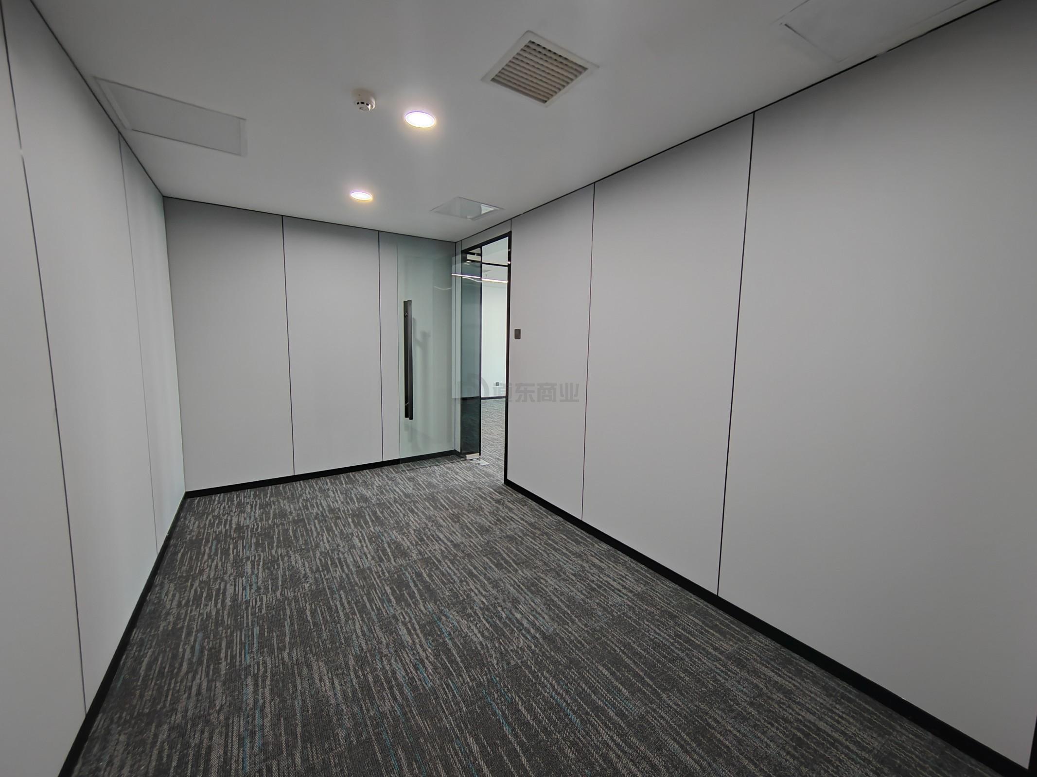 太湖明珠发展大厦面积185平