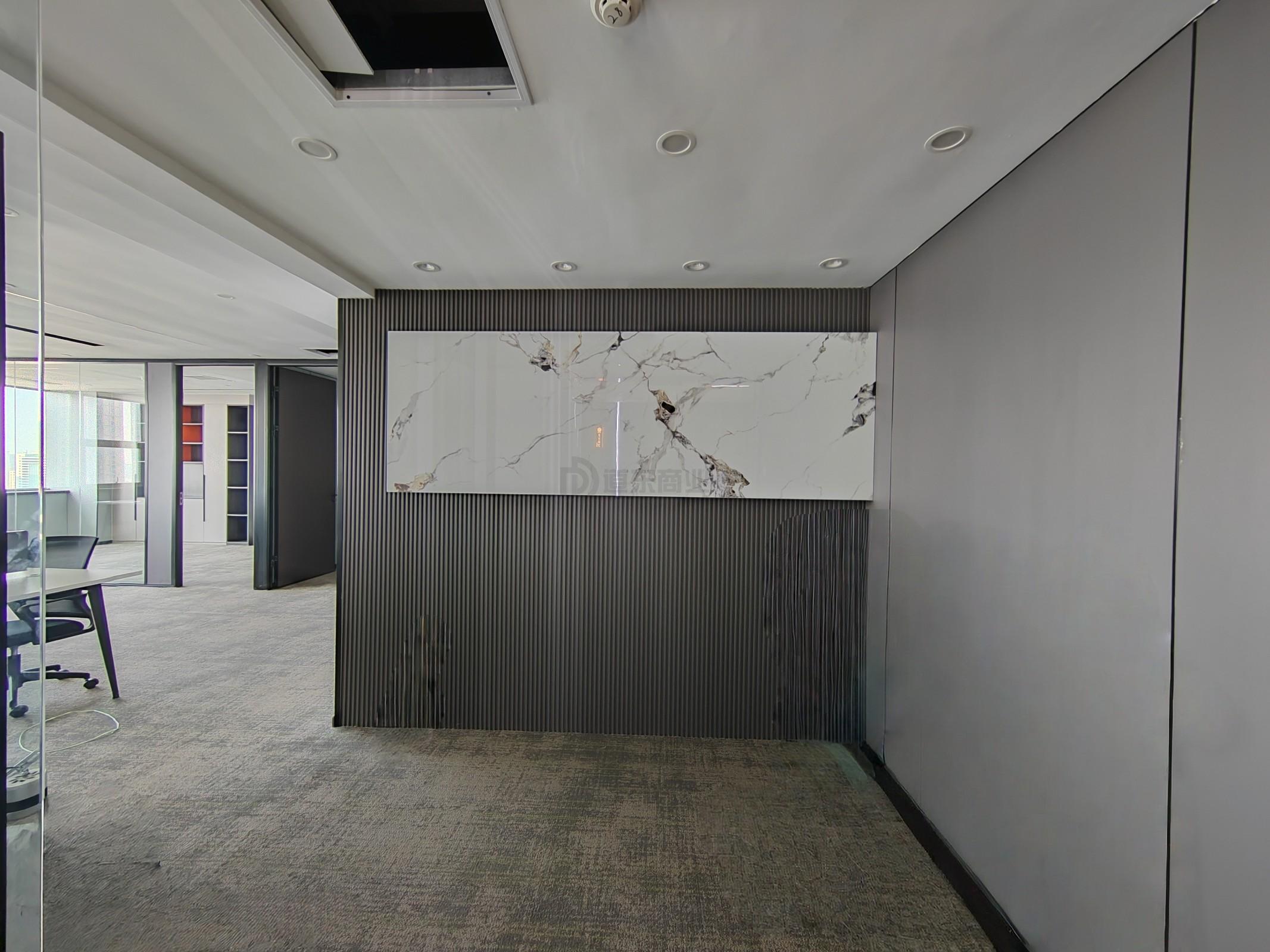 太湖明珠发展大厦面积185平