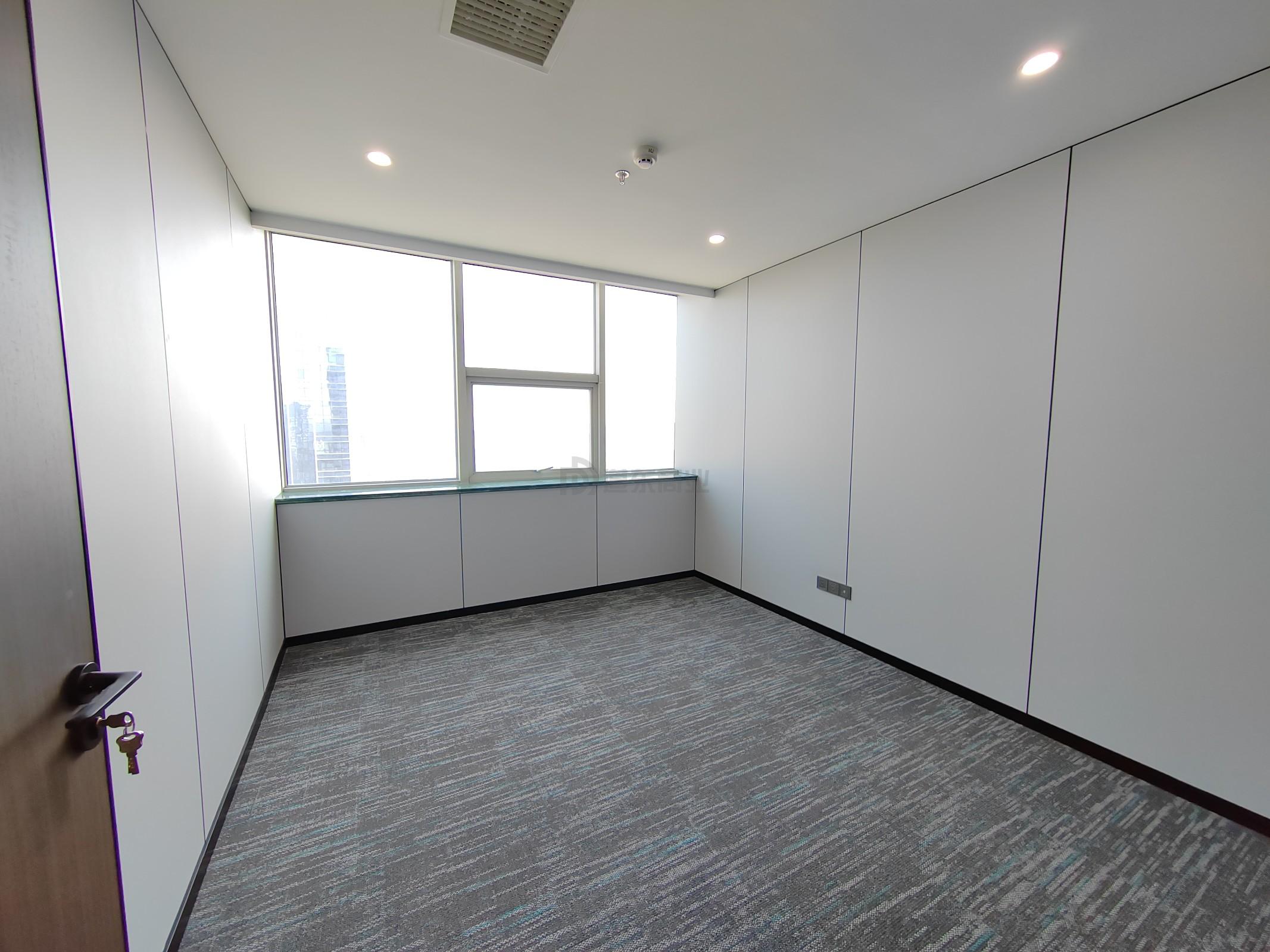 太湖明珠发展大厦面积185平