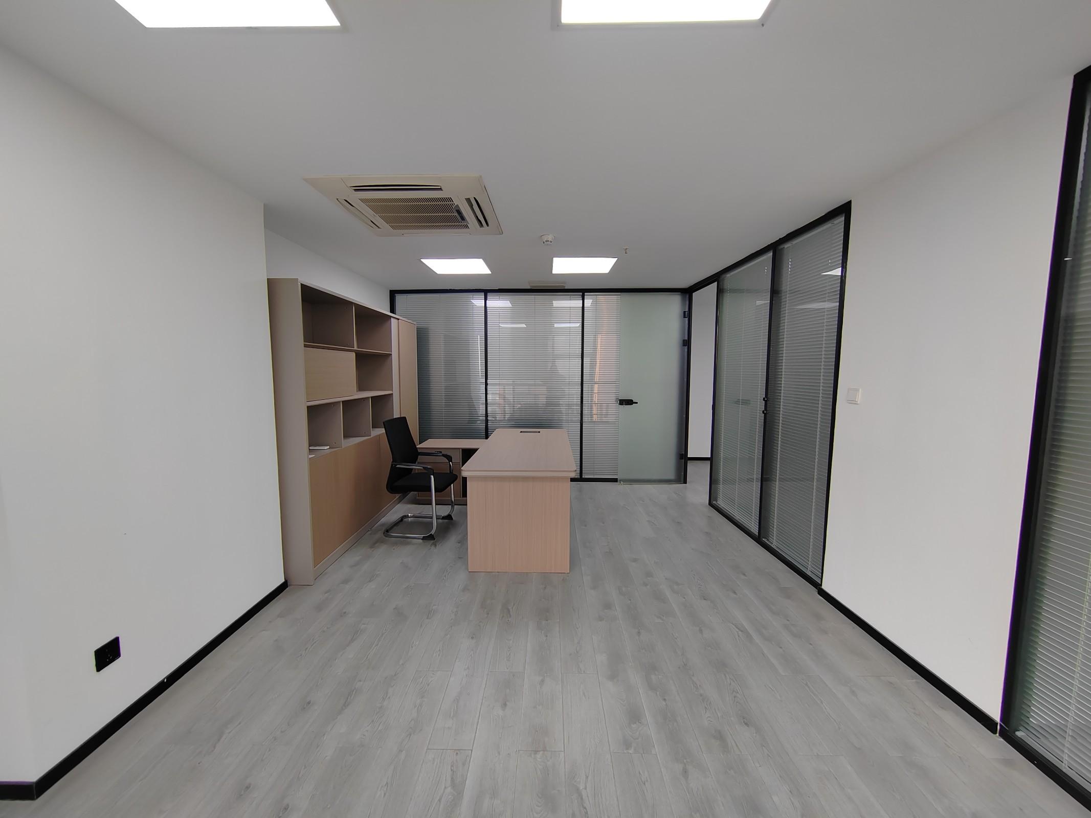 恒威大厦面积111平