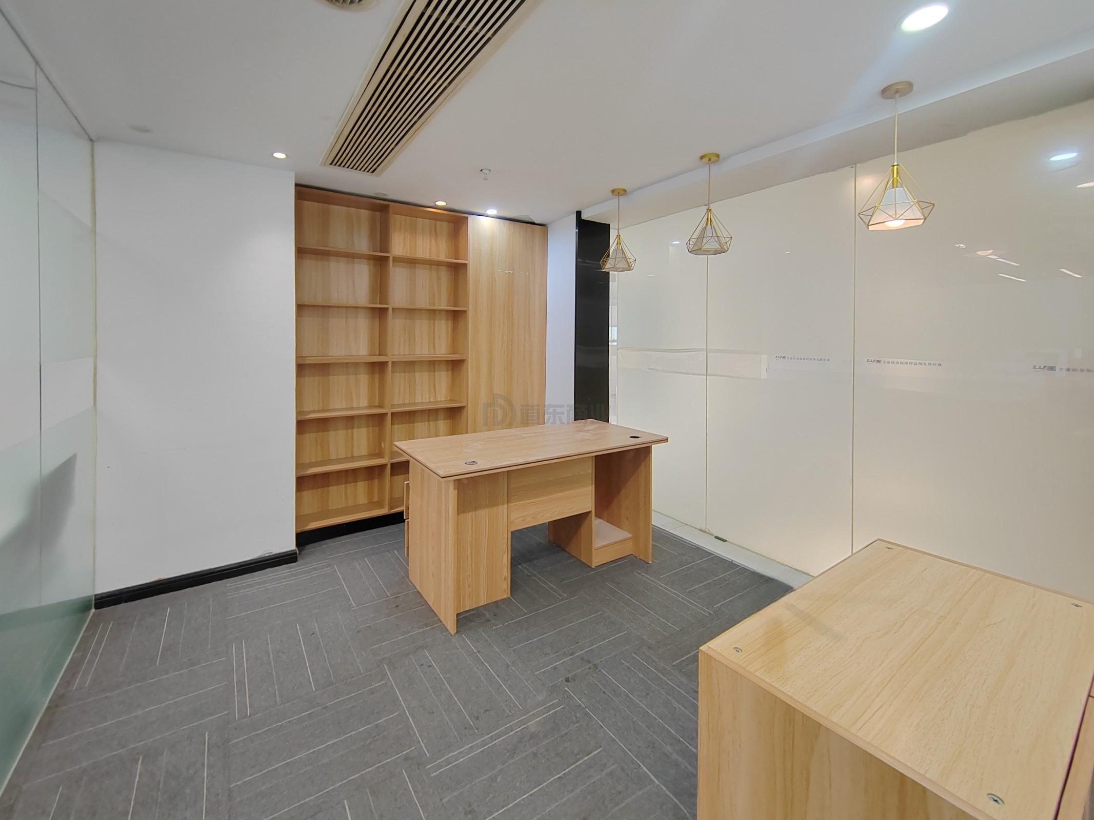 时代国际面积295平