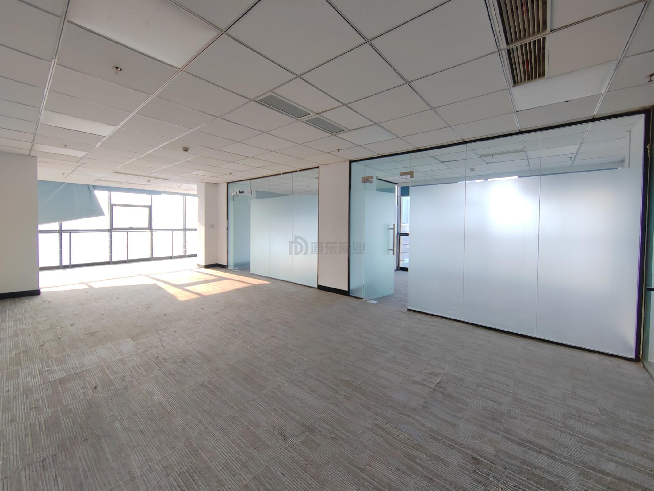 恒威大厦面积219平