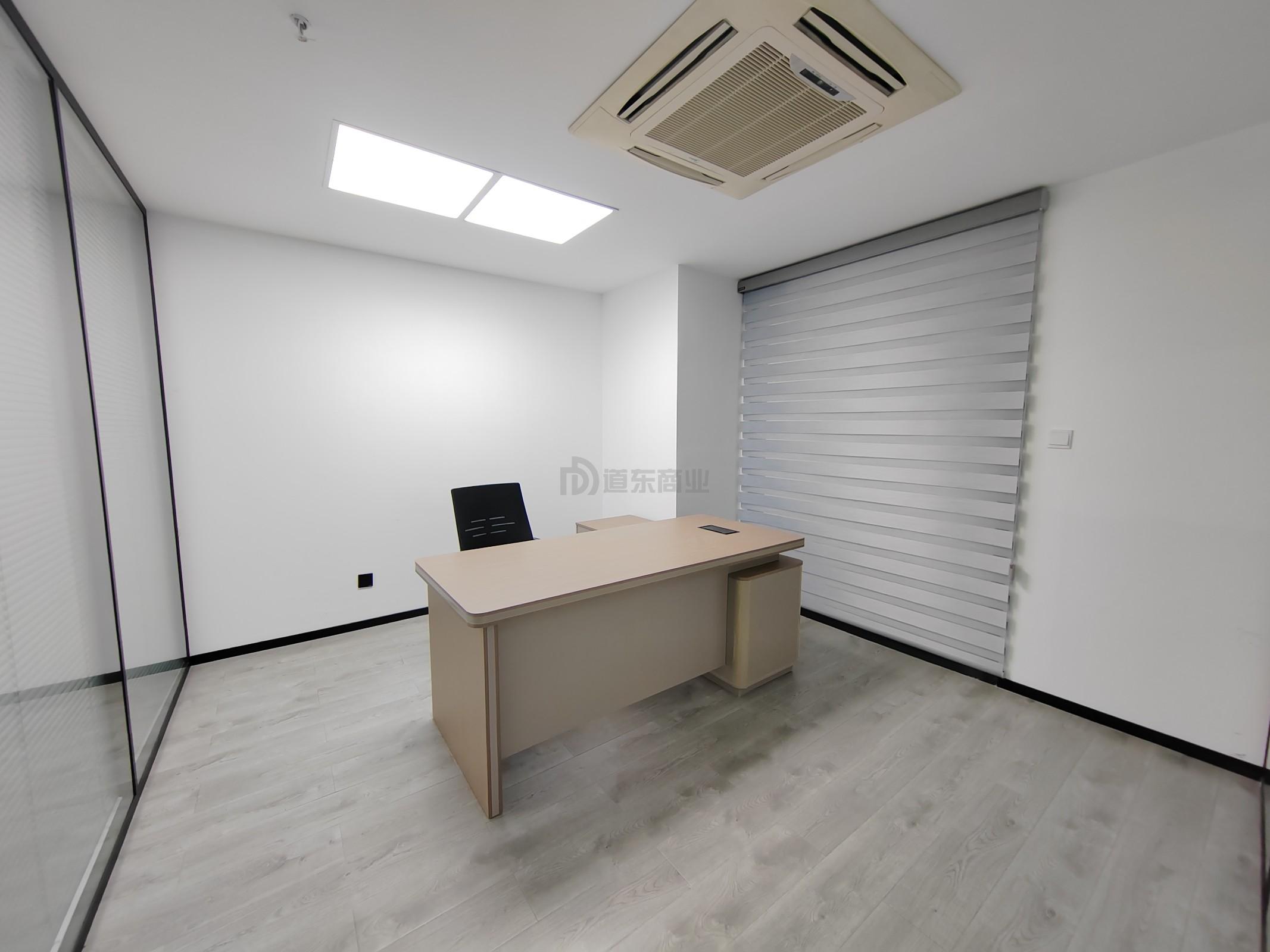 恒威大厦面积111平