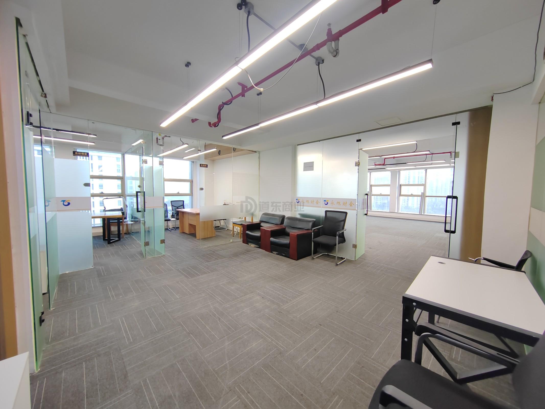 时代国际面积295平