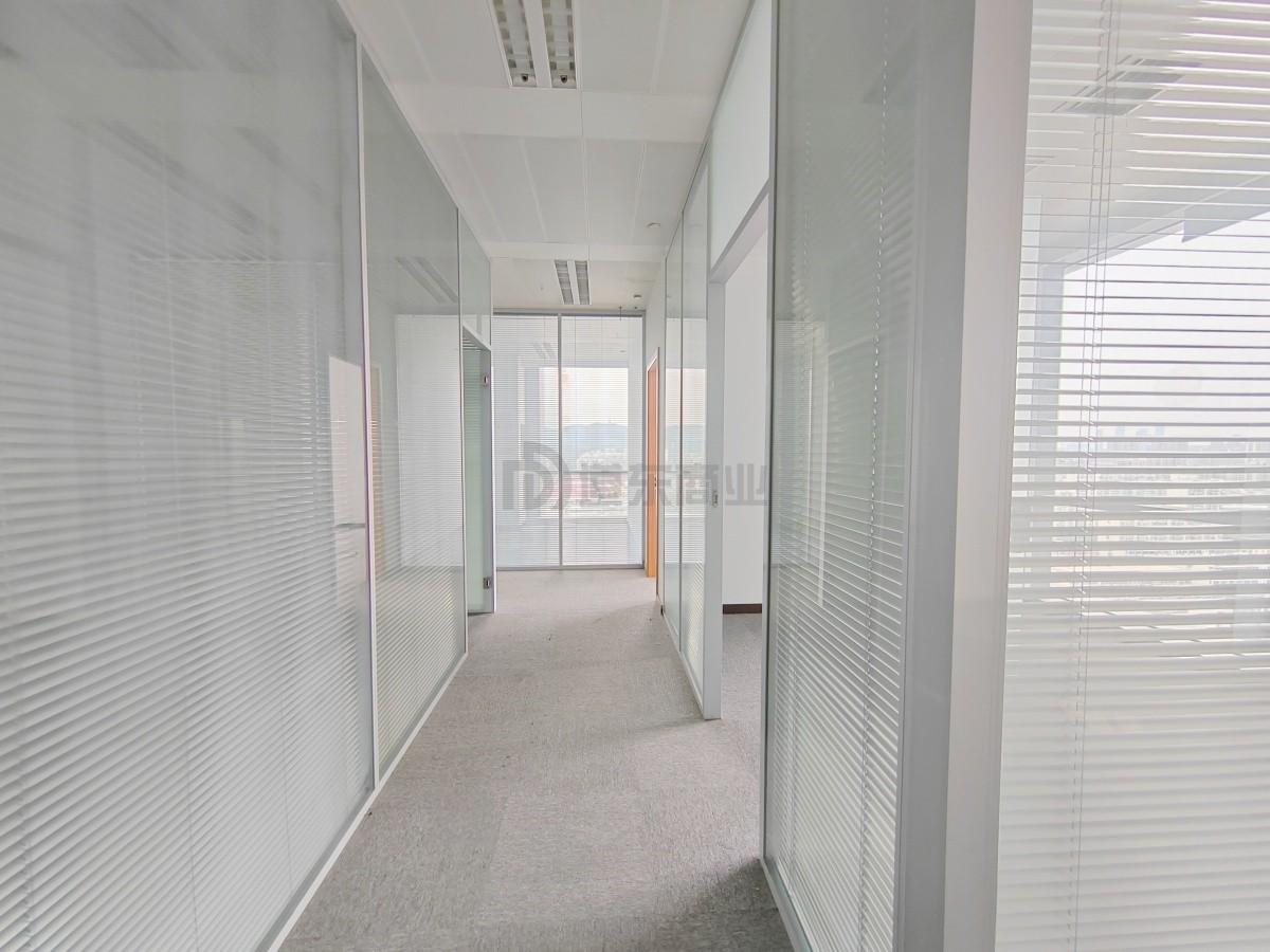 上海中心城开国际面积228平