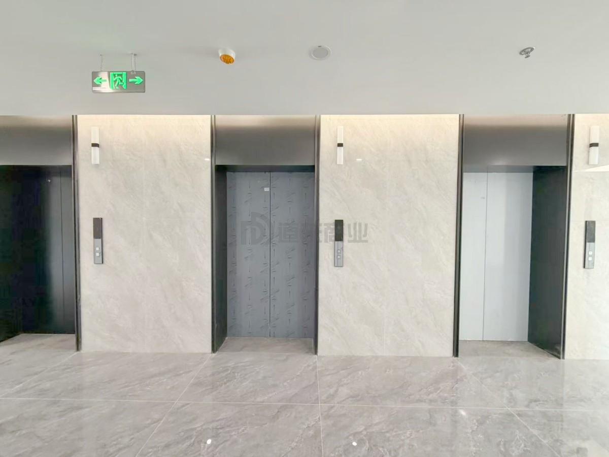 金陵饭店面积1183平