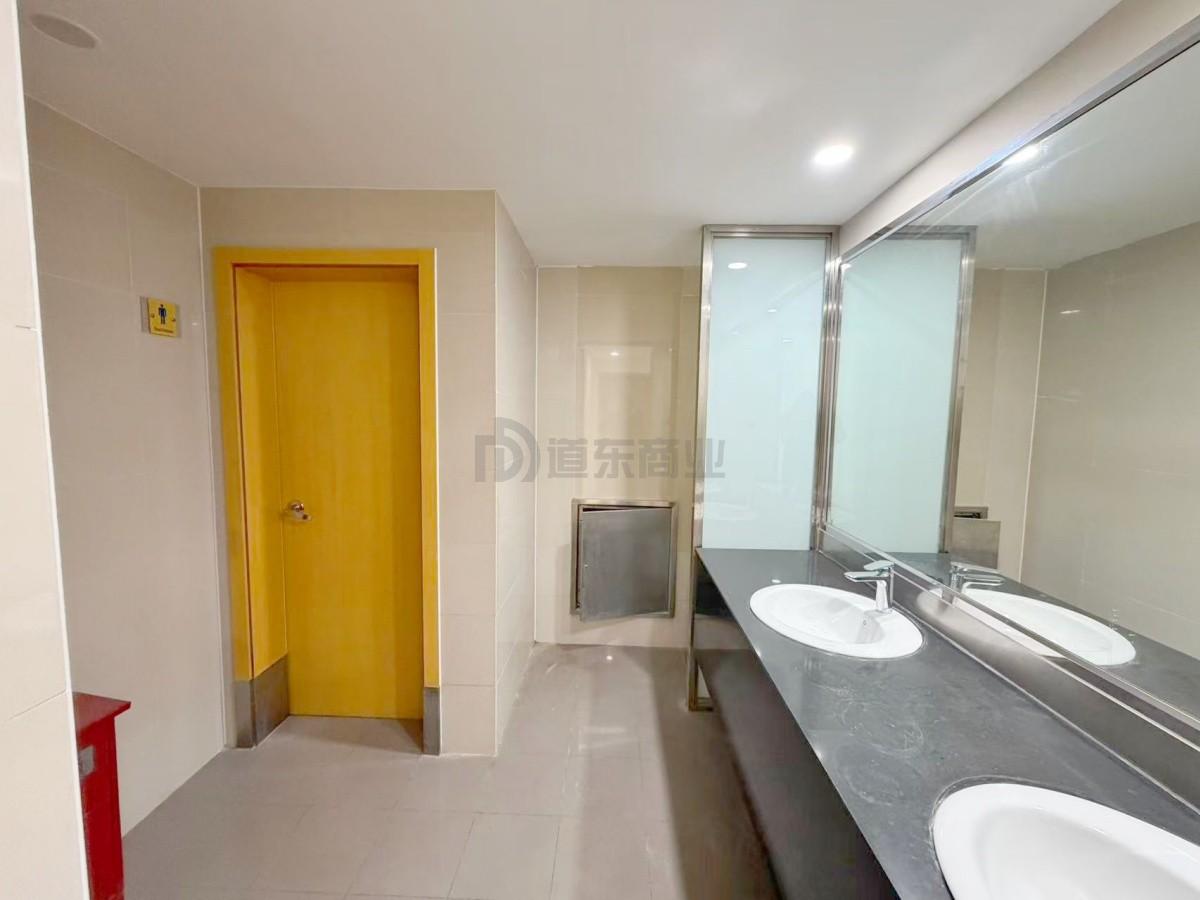 金陵饭店面积1183平