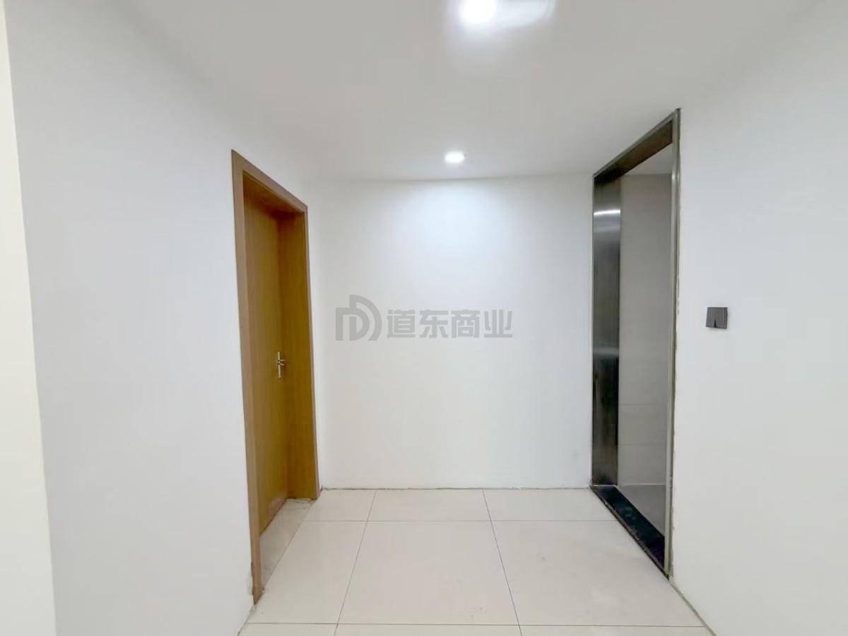 金陵饭店面积1183平