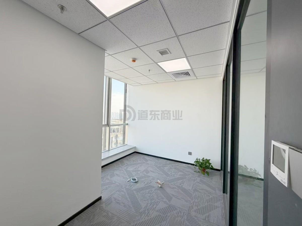 金陵饭店面积132平