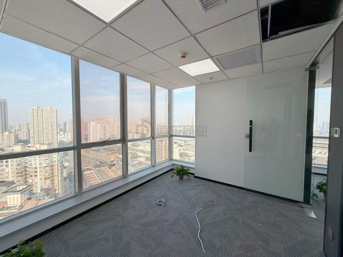 金陵饭店面积132平