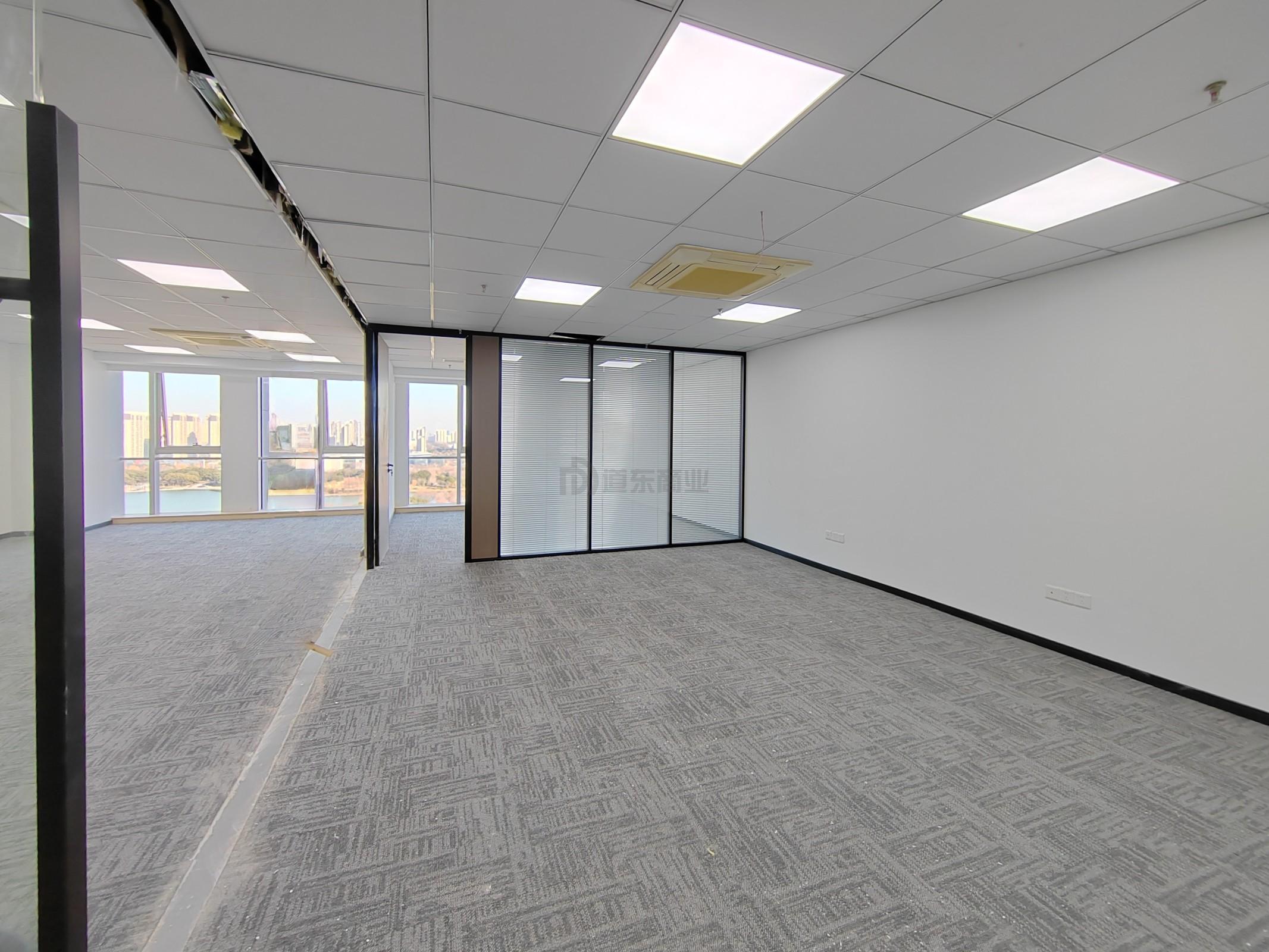 嘉业财富中心面积175平